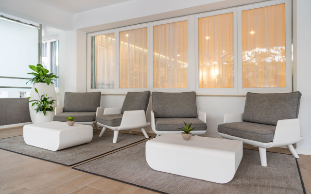 Отель BLUESEA Piscis - Adults Only