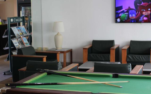 Hotel Kyriad Nemours