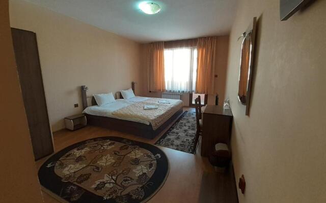 Family Hotel Gelov