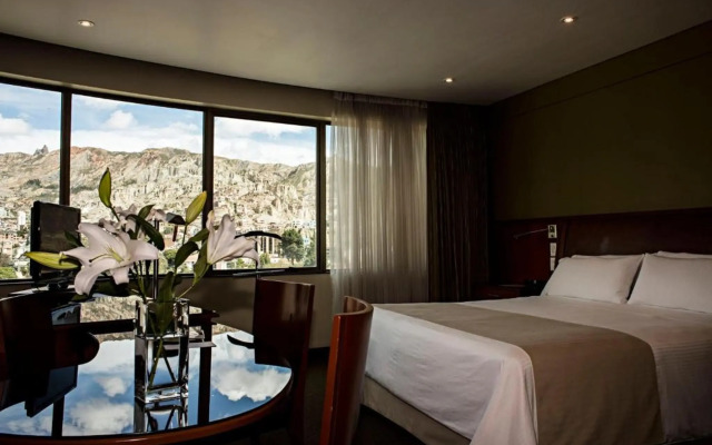 Suites Camino Real