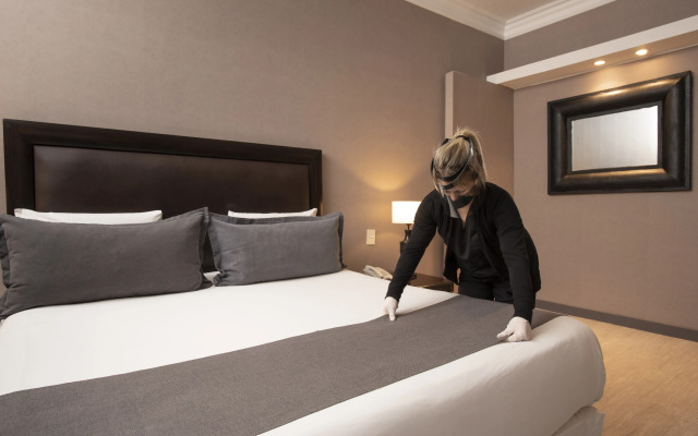1253 Recoleta Small Hotel