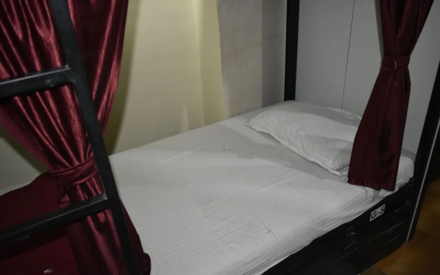 Qubestay Town Hostel