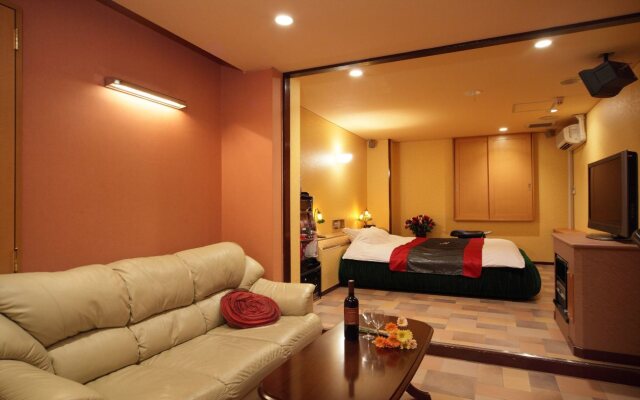 Restay DEE - Adults Only