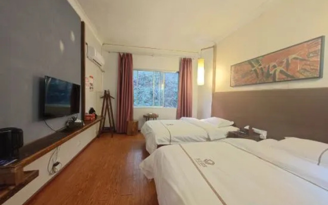 Xijiang Chiyou Tribe Hotel