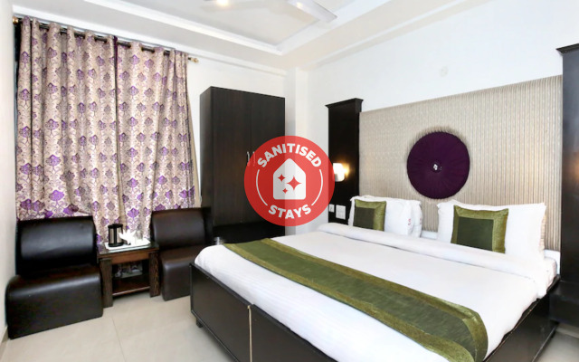 OYO 3712 Chandigarh Grand