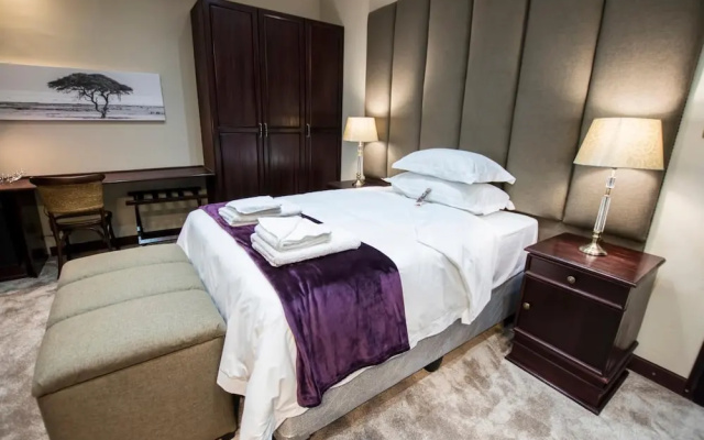 Border Hotel
