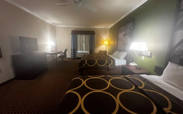 Super 8 Iah West/Greenspoint