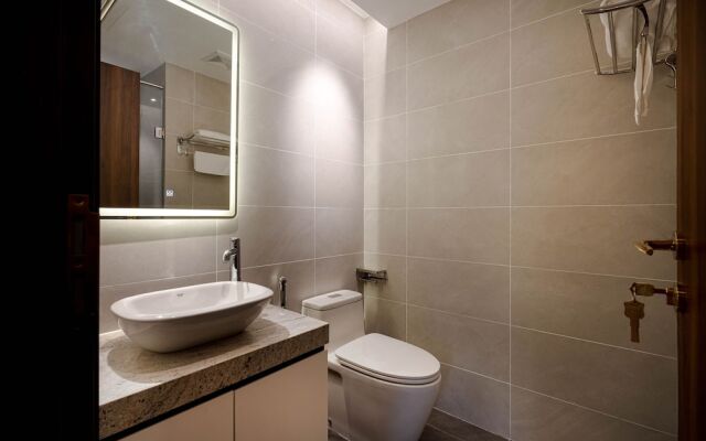MK Riverside Apartment By Haviland