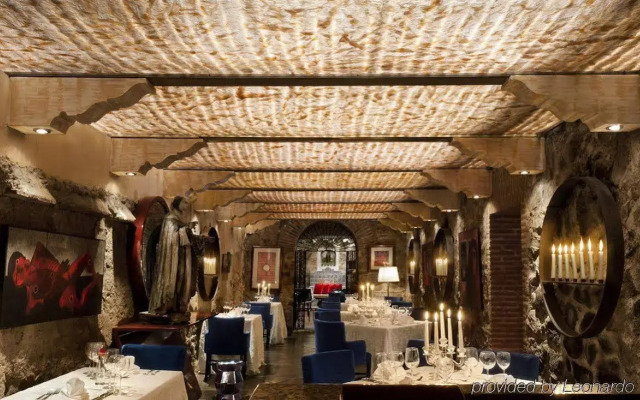 Mil Flores Luxury Design Hotel