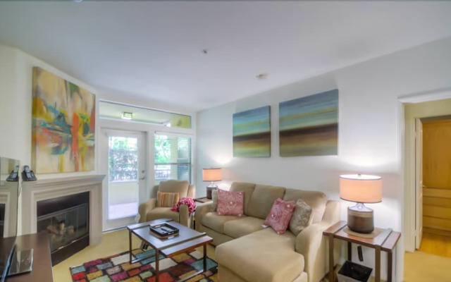 Glendon Westwood #2204 1 Bedroom Home