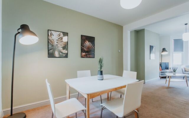 Brand New Townhouse In Rugby