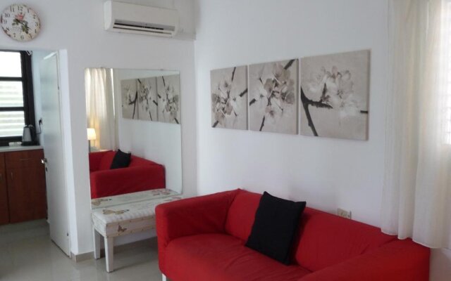 Feel at Home - Vacation Rentals
