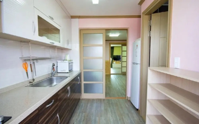 Suncheon Suncheon Bay Deulmaru Pension (Group Room)