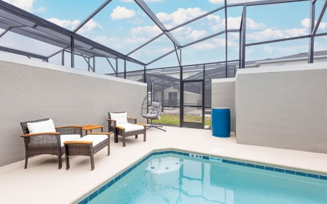 Tvpm-2660rt/sl 4 Bedroom Townhouse by RedAwning