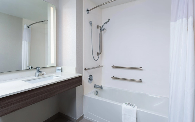 Holiday Inn Express & Suites Palm Coast I95 by IHG