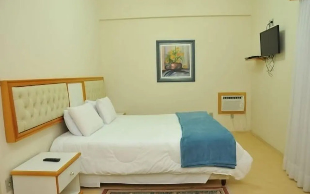 Rovi Plaza Hotel