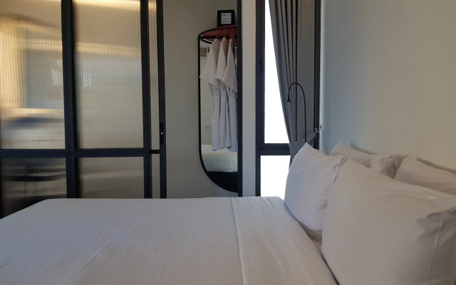 Wonderwall Hotel