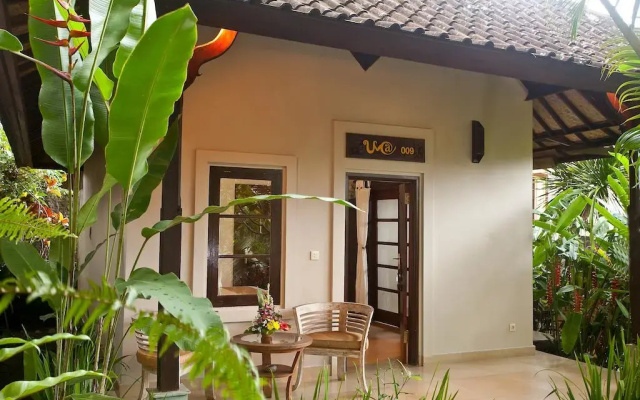 Bukit Temawang - Villa and Farm with Mt. Agung View