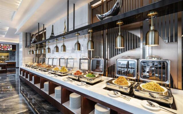 Mercure Shenzhen Longgang - Pinghu Railway Station