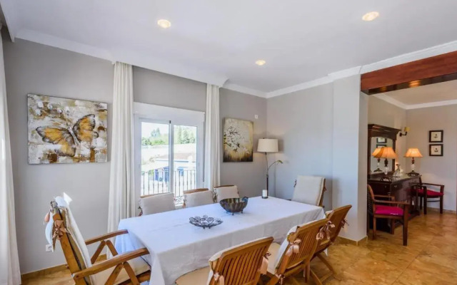 Villas Nerjazul - El Peñoncillo Beach