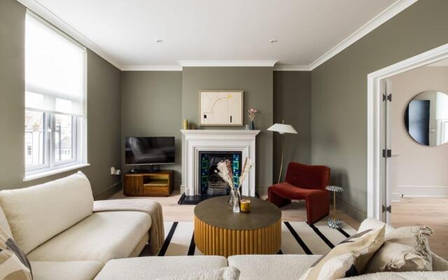 The Clapham Chambers - Stunning & Bright 3BDR Flat with Terrace