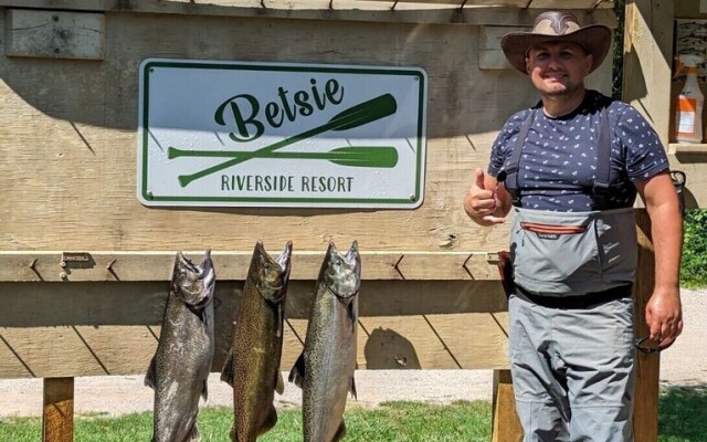 Betsie Riverside Resort