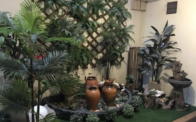 Somewhere to Escape - Hometel