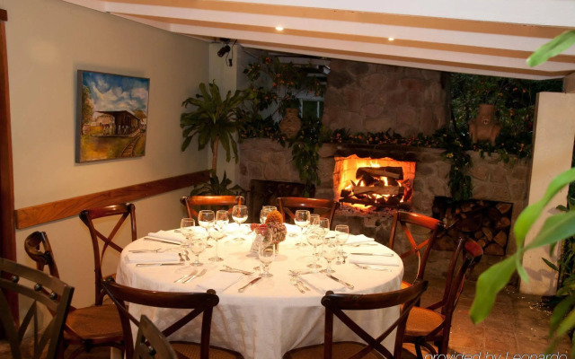 The Riverside Inn