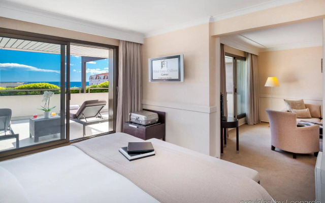 Barriere Le Gray d'Albion Hotel