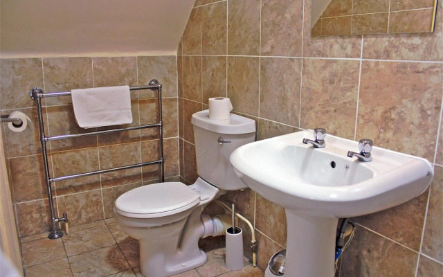 Central Hotel Golders Green