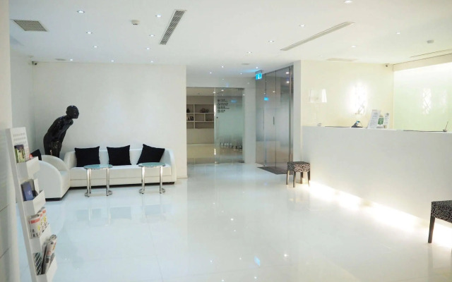 The Riverside Hotel Esthetics