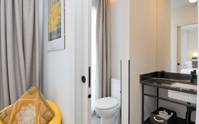 Amor de Dios 17 Luxury Suites