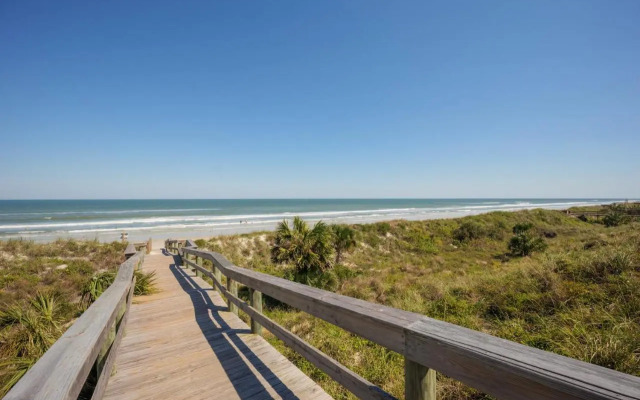 Windjammer Apartment 412