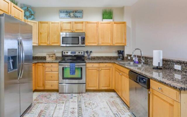 506 Harborview Grande