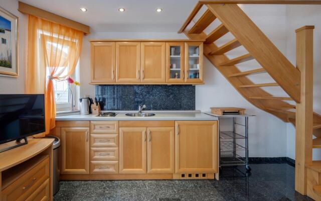 Miro - A2 Maisonette