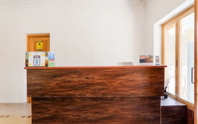 Oyo 38068 Sankar Residency