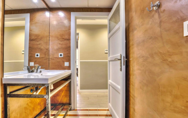 Mit House Madville En Madrid