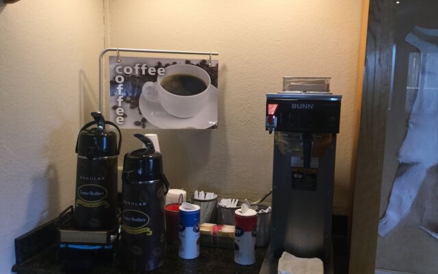 Super 8 Youngstown Austintown