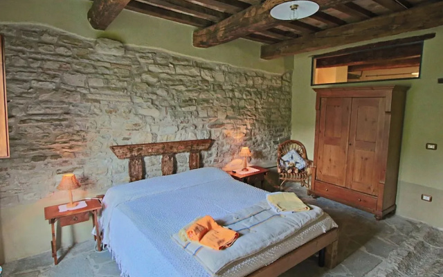 Holiday Home in Apecchio With Pool & Terrace