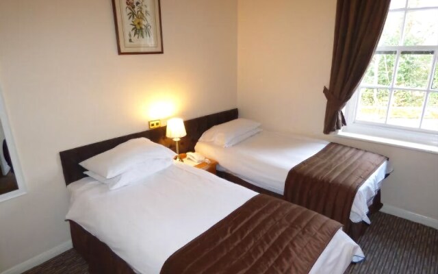The Roundabout Hotel