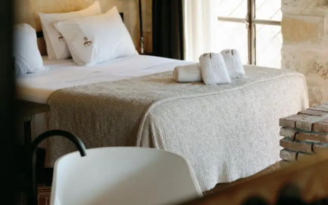 Amalen Suites Adults Only
