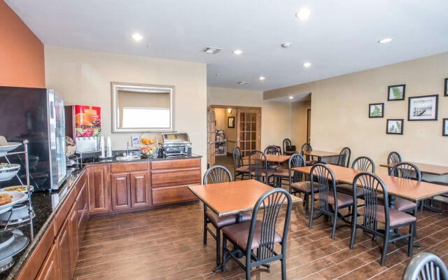 Sleep Inn & Suites Hays Area