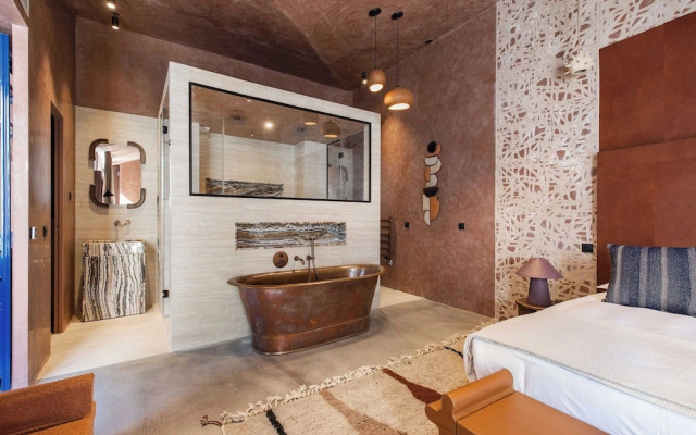 Exceptional Duplex - 6br/12p - Montorgueil