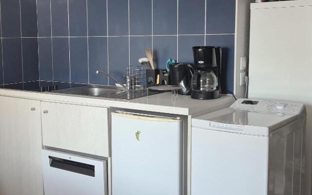 Studio 24 m2 - Hameaux de Camargue - village 9 - 13200 Arles