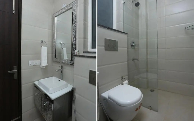 Vivi International By OYO Rooms