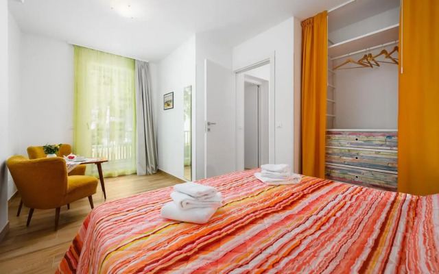 ANDREA house with apartments