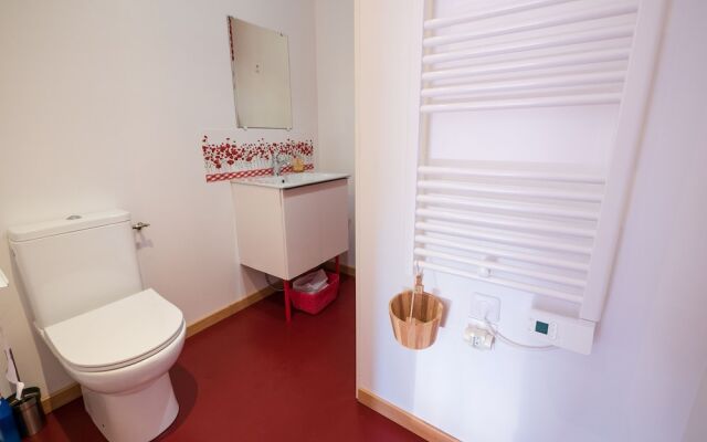 Yourtissimo - La Maison Rouge