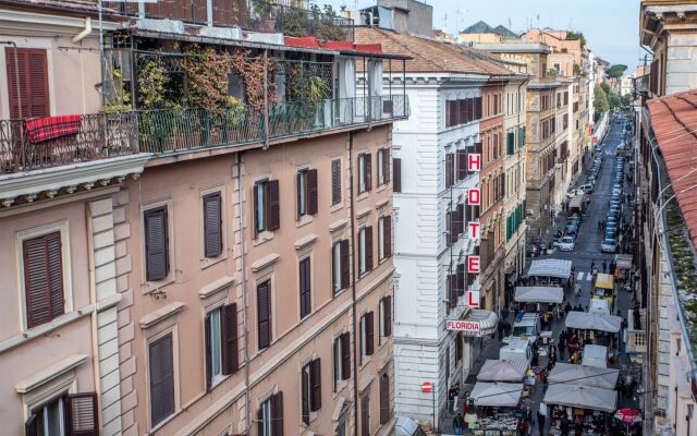 Raeli Hotel Floridia