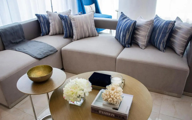 The Lodge Suites