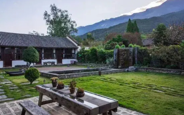 Jingdi Yoga Meditation Hotel